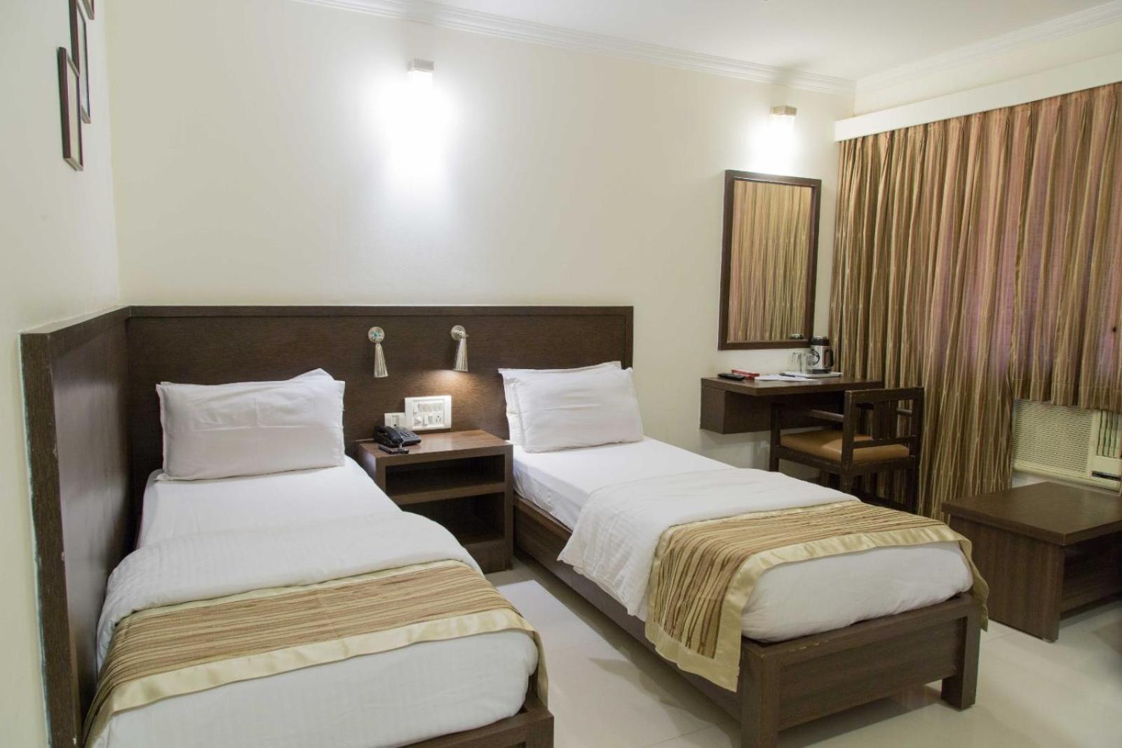 Hotel Aroma Executive Panaji -Stay In The Heart Of The City Buitenkant foto
